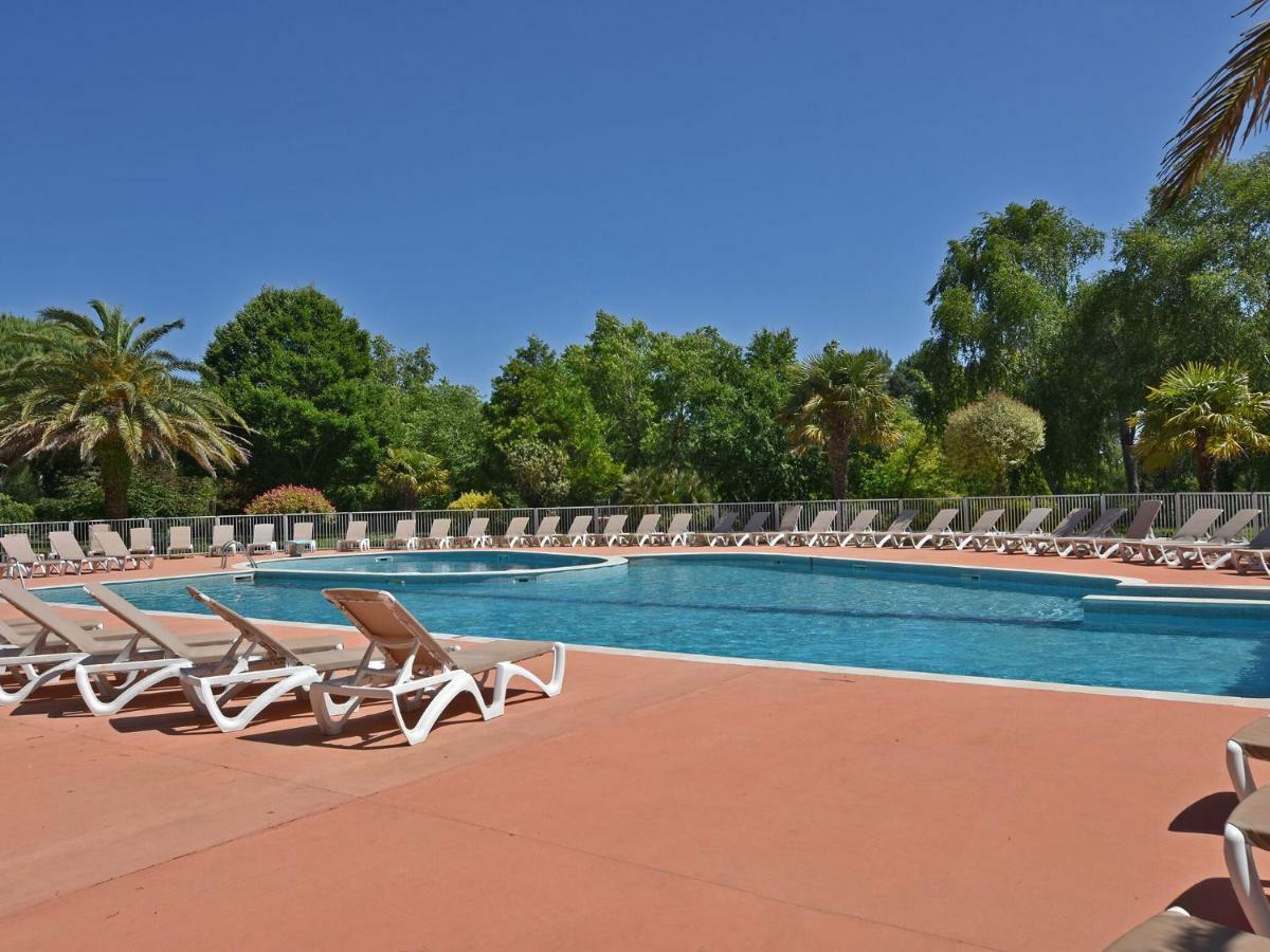 Beautiful Flat With Pool In Moliets Et Maa Apartment Bagian luar foto